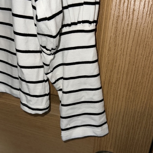 Evereve LA made horizontal long sleeve top nwt - Picture 3 of 5